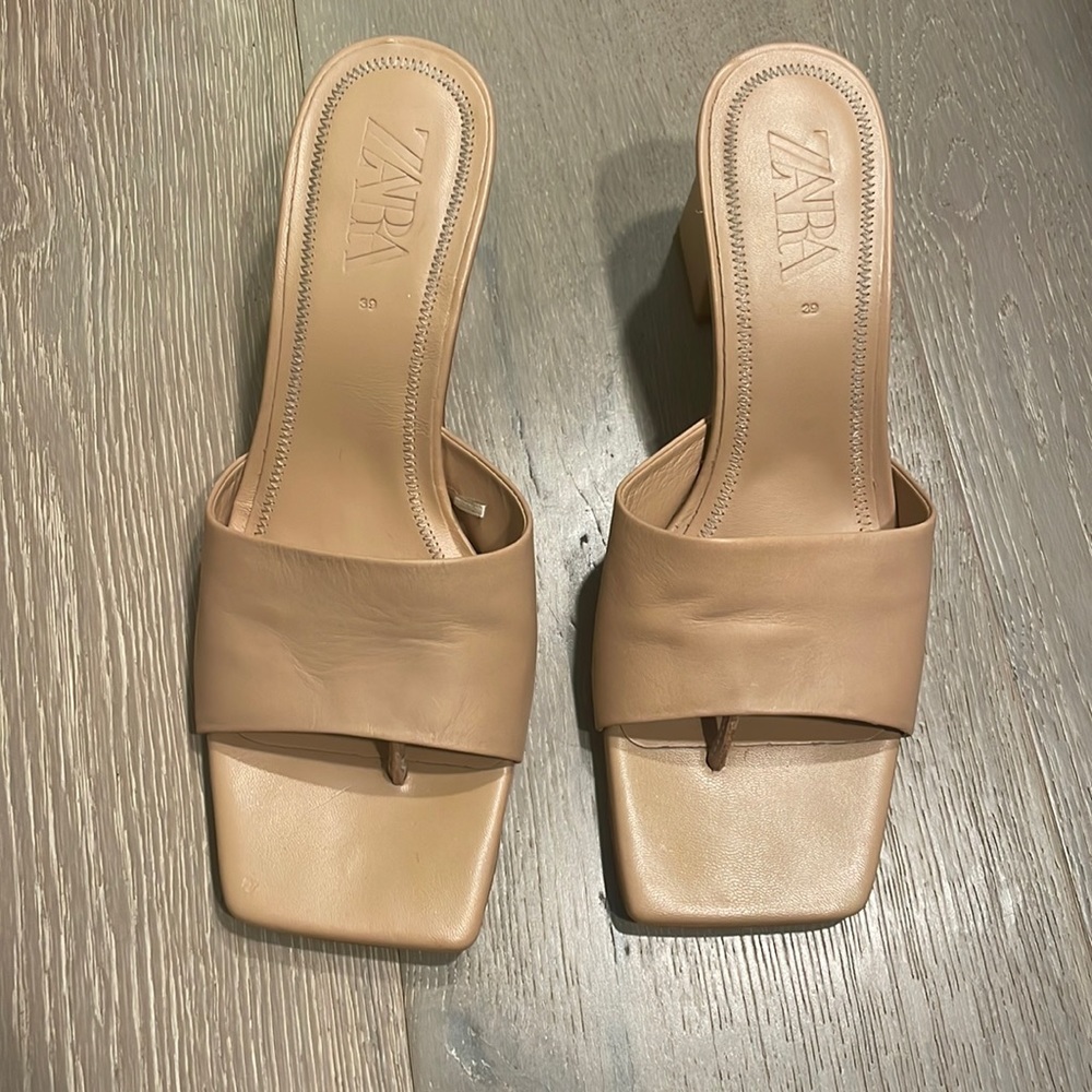 ZARA Beige Square-Toe Block Heel Mules